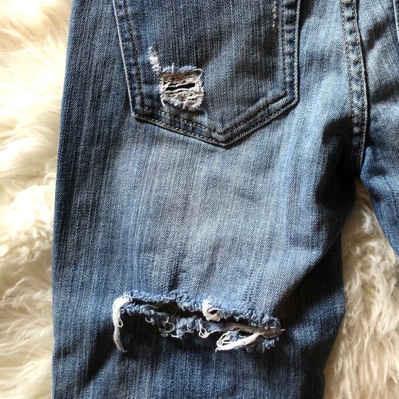 GUESS distressed straight leg jeans - Picture 4 of 4